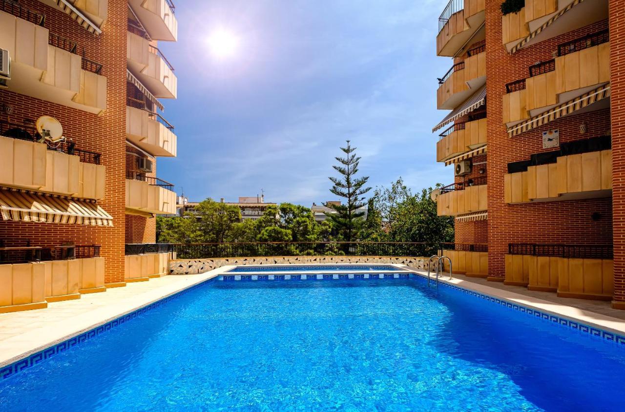 Holiday Royal Suite Concordia Torrevieja Exteriör bild