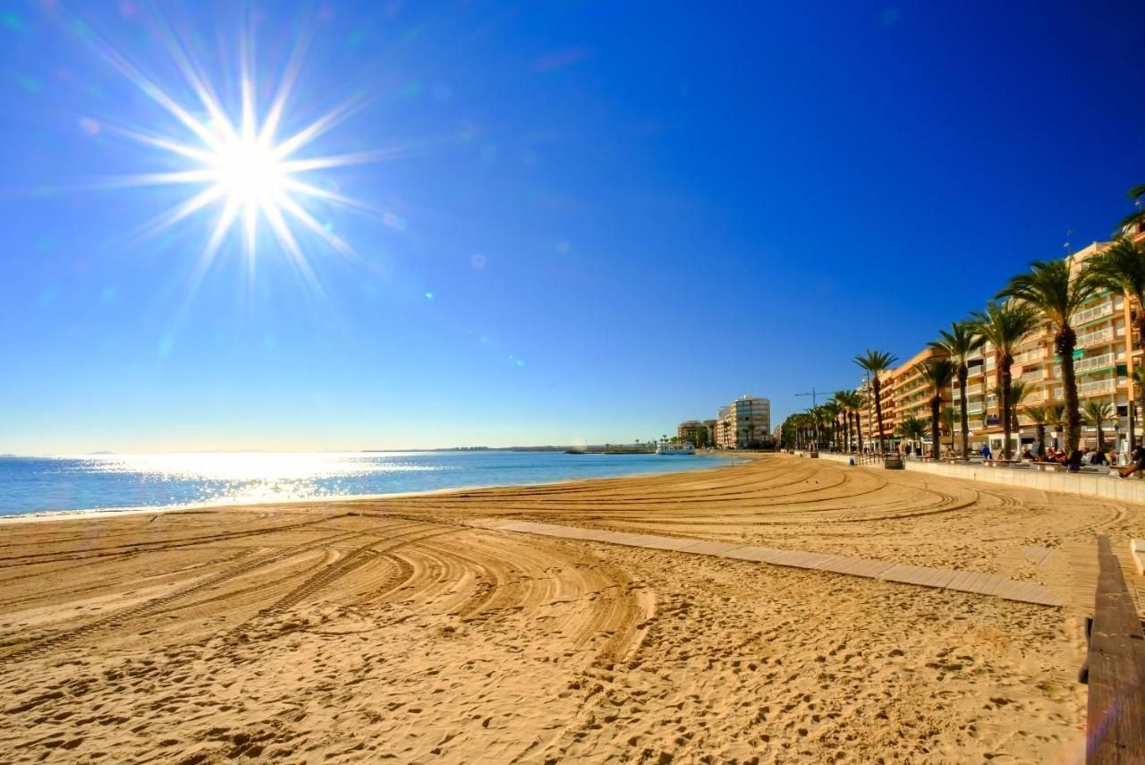 Holiday Royal Suite Concordia Torrevieja Exteriör bild