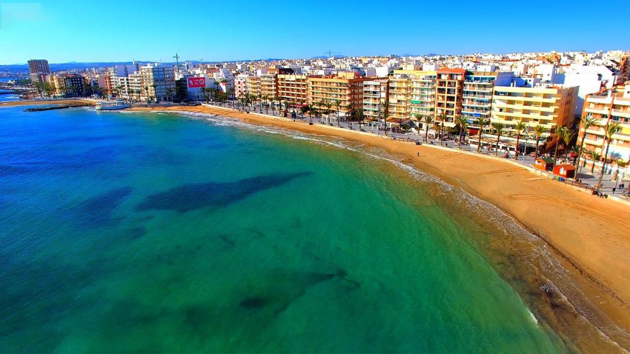 Holiday Royal Suite Concordia Torrevieja Exteriör bild