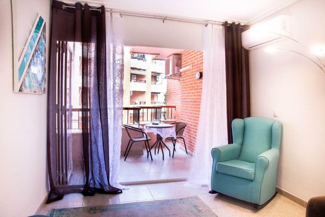 Holiday Royal Suite Concordia Torrevieja Exteriör bild