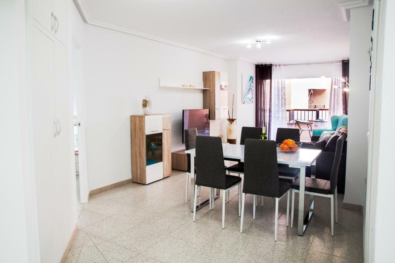 Holiday Royal Suite Concordia Torrevieja Exteriör bild