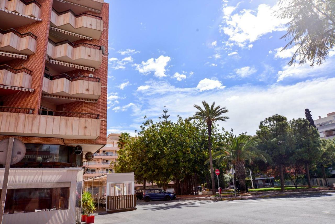 Holiday Royal Suite Concordia Torrevieja Exteriör bild